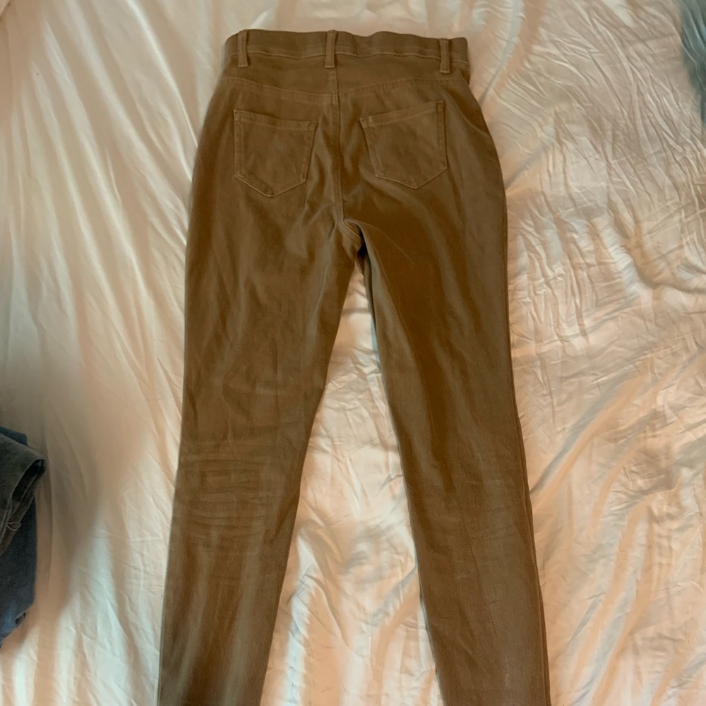 Tan jeans / “jeggings”